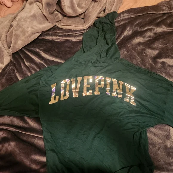 Pink hoodie - Picture 3 of 3